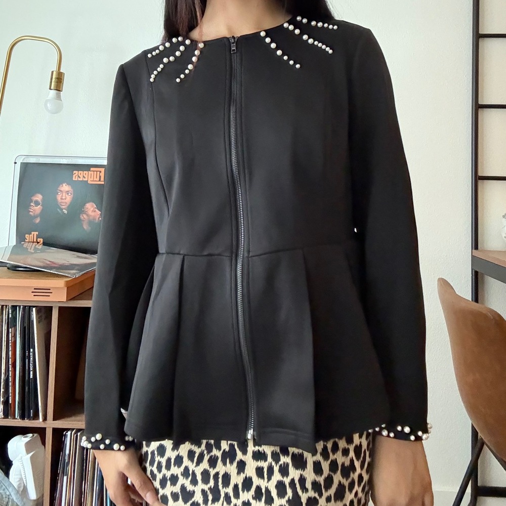 BloomChic Black Pearl Embellished Peplum Zip Front Jacket Plus Size 14-16 NEW - Picture 2 of 8